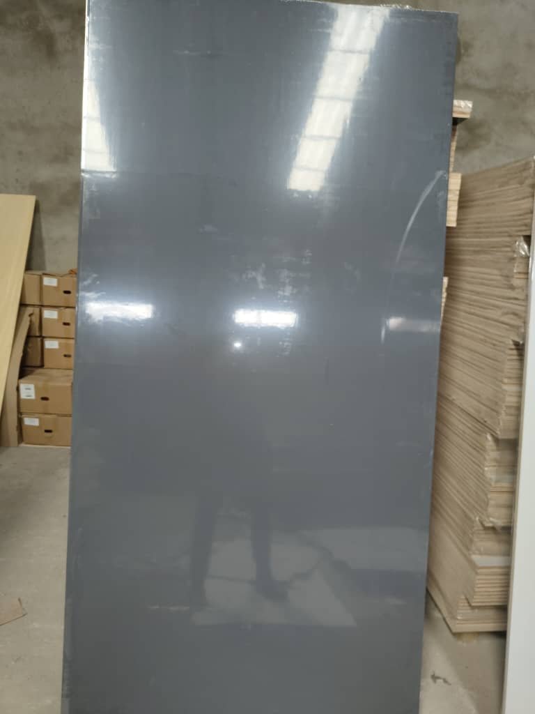 Panneau mélaminé gris anthracite 15 mm